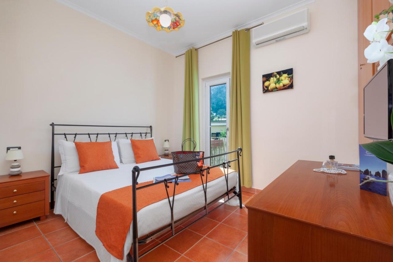 Casa Sorrento, Immerso Nel Verde A Pochi Passi Dal Centro エクステリア 写真
